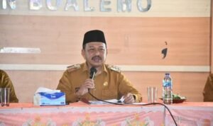 Panjabup Boalemo Sherman Moridu saat melakukan evaluasi capaian program OPD di lingkungan Pemkab Boalemo