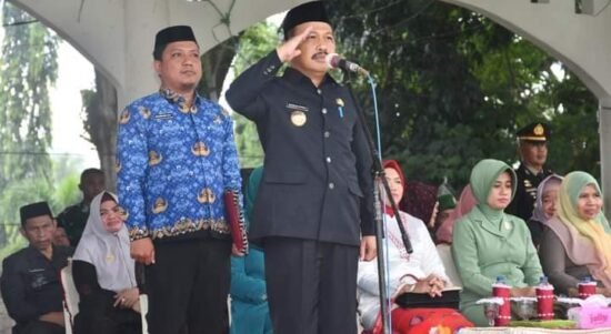 Penjabup Boalemo Sherman Moridu saat memimpin upacara hari lahir Pancasila