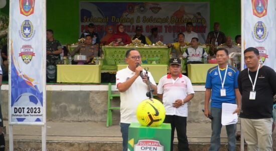 Bupati Thariq Modanggu saat membuka Dulukapa Open Turnamen 2023