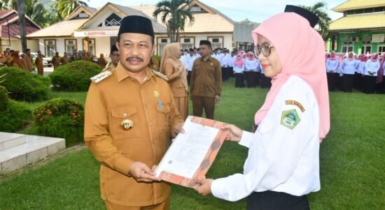 Penyerahan SK PPPK Nakes Boalemo