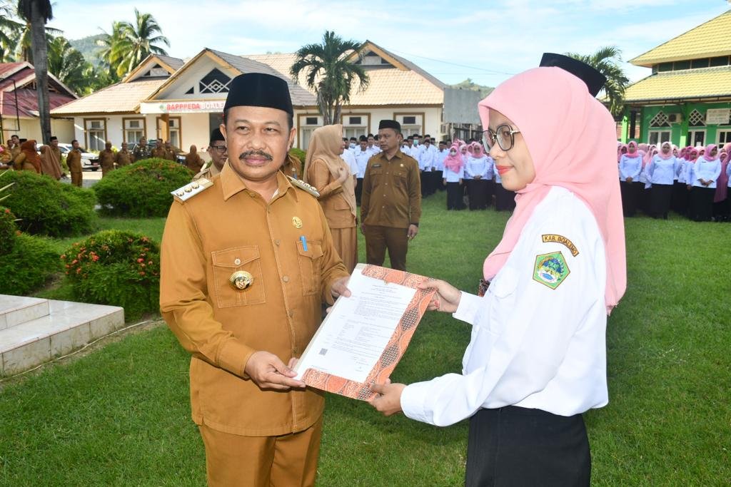 Penyerahan SK PPPK Nakes Boalemo