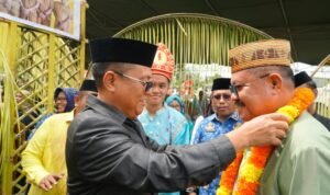 Bupati Thariq saat menyambut Tim Penilai Lomba Desa Tingkat Provinsi Gorontalo