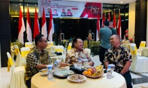 Ketua Deprov Paris Jusuf Menghadiri Pagelaran Wayang Kulit oleh Polda Gorontalo