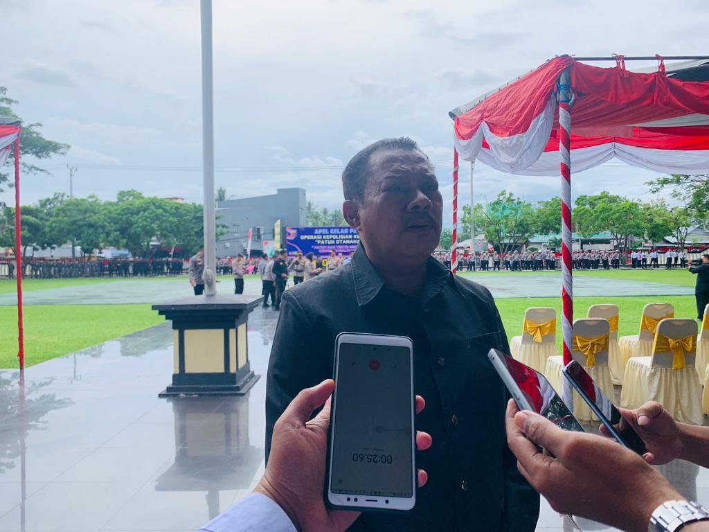 Ketua DPRD Provinsi Gorontalo Paris Jusuf Menghadiri Gelaran Apel Operasi Patuh di Mapolda.