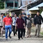 Pj Bupati Boalemo Sherman Moridu saat melakukan kunjungan di Desa Tangga Barito