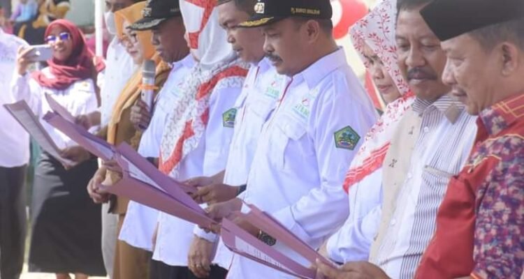 Pj Bupati Boalemo Sherman Moridu saat menghadiri Deklarasi Stop Buang Air Besar Sembarangan (BABS) di Kecamatan Paguyaman