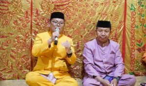 Bupati Gorontalo Utara menghadiri prosesi adat moloopu