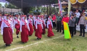 Penjabat Bupati Boalemo Lepas Peserta Gerak Jalan