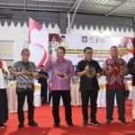 Penjabat Gubernur Ismail Pakaya Membuka Kegiatan Pentas Seni Budaya.