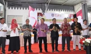 Penjabat Gubernur Ismail Pakaya Membuka Kegiatan Pentas Seni Budaya.