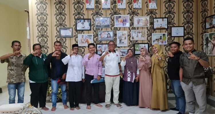 Bupati Gorontalo Utara Thariq Modanggu saat menerima kunjungan BPD Se-Gorontalo Utara