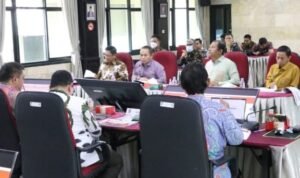Penjabat Gubernur (Penjagub) Gorontalo Ismail Pakaya,saat melaporkan kinerjanya ke Kementrian Dalam Negeri