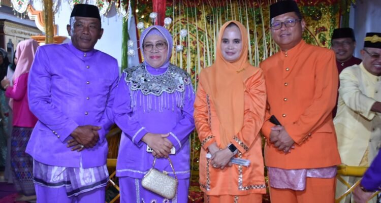 Moloopu camat Sumalata Timur