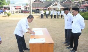 Penandatanganan Pakta Integritas netral dalam pemilu
