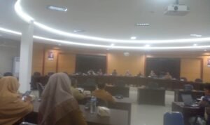 Rapat Pansus Komisi I DPRD Provinsi Gorontalo di Pimpin Aw Thalib