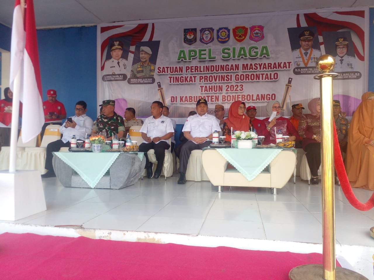 Anggota Komisi DPRD Provinsi Gorontalo Yuriko Kamaru Menghadiri Apel Siaga Jambore Linmas .