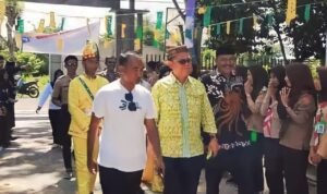 Bupati Thariq Modanggu saat menghadiri reuni Akbar SMA Negeri 4 Gorontalo Utara