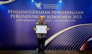 Penjabup Boalemo Sherman Moridu saat menghadapi penganugrahan penghargaan perlindungan konsumen 2023