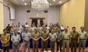 Foto bersama pada Rapat Koordinasi Akhir Tahun Gugus Tugas Reforma Agraria Provinsi Gorontalo, bertempat di Hotel Grand Q, Selasa (21/11/2023). (Foto : Mila)