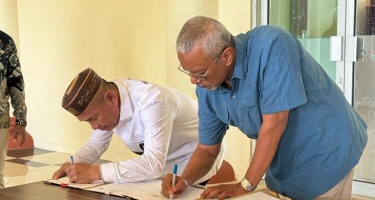 penandatanganan perjanjian kerjasama (PKS) antara Pani Gold Project dan Bupati Pohuwato Saipul Mbuinga pada Jumat, 17 November 2023.