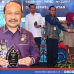 Penjabat Bupati Boalemo Sherman Moridu saat menghadiri penyerahan daftar isian pelaksanaan anggaran (DIPA) satuan kerja K/L dan daftar alokasi transfer ke daerah tahun Anggaran 2024 yang dirangkaikan dengan Treasury Awards