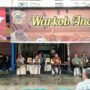 Penjagub Ismail Pakaya saat menghadiri silaturahmi bersama Komunitas Warkop bertempat di Warkop Ano, Sabtu (9/12/2023).