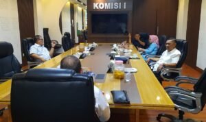 Rapat Komisi Terkait dengan Pembahasan Pembangunan Islamic Center