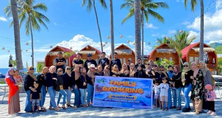 Family Gathering Keluarga Besar UPTD Puskesmas Berlian