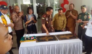 Paris Jusuf Menghadiri Peresmian gedung Rusun Kejaksaan Tinggi Gorontalo