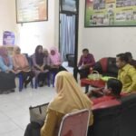 Penjabat Sekda Boalemo Supandra Nur saat melakukan sidak di Dinas Kumperindag kabupaten Boalemo
