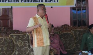 Ketua DPRD Pohuwato Nasir Giasi