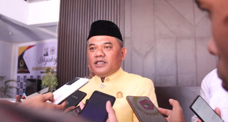 Ketua DPRD Nasir Giasi