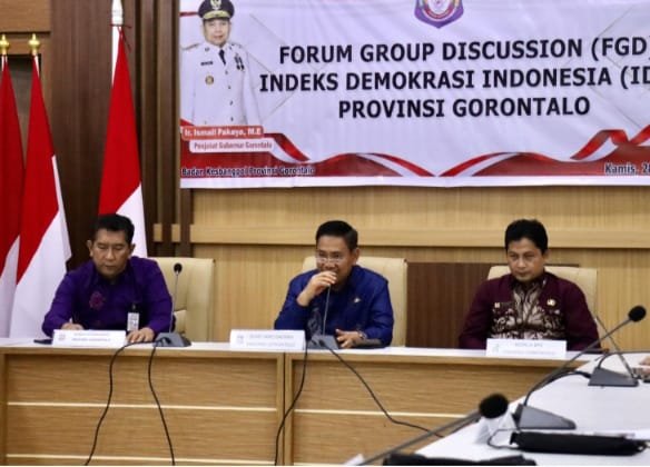 Badan Kesatuan Bangsa dan Politik (Kesbangpol) Provinsi Gorontalo saat menggelar Diskusi Grup Terpumpun (DGT) pengukuran Indeks Demokrasi Indonesia (IDI) Tahun 2023