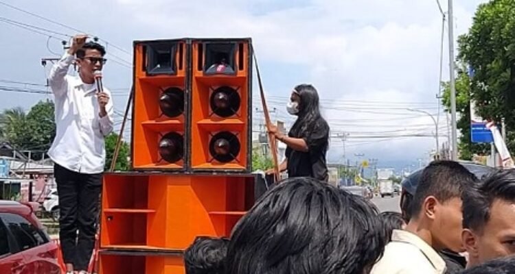Forum Peduli Provinsi Gorontalo gelar aksi di depan Mapolda Gorontalo, tuntut Kapolda Gorontalo Tuntaskan aksi sulap pupuk subsidi di PT Lebuni