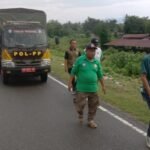 Satpol PP Provinsi Gorontalo Lakukan Pembersihan Sampah di jalan GORR