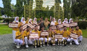 Pj Bupati Boalemo, Sherman Moridu dan Pj Ketua TP.PKK Boalemo, Heldy Vanny Alam Bersama Tim ADUJAK Boalemo