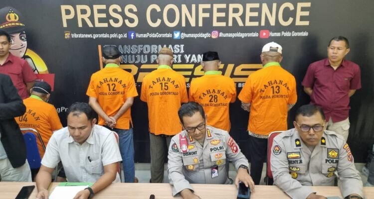 Press Conference penetapan 7 tersangka dugaan korupsi proyek Jalan Usaha Tani di Boalemo