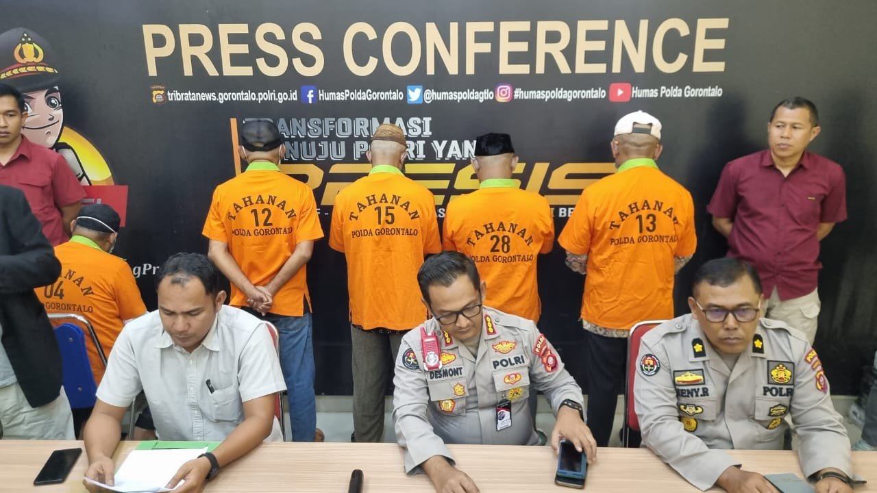 Press Conference penetapan 7 tersangka dugaan korupsi proyek Jalan Usaha Tani di Boalemo