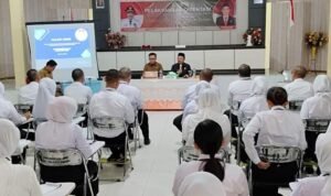 Penjabat Bupati Boalemo Sherman Moridu saat memberikan materi pada orientasi PPPK kabupaten Boalemo