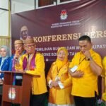 Konferensi Pers Pasangan IRIS di KPU Bone Bolango