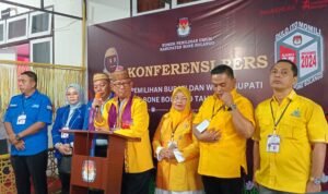 Konferensi Pers Pasangan IRIS di KPU Bone Bolango