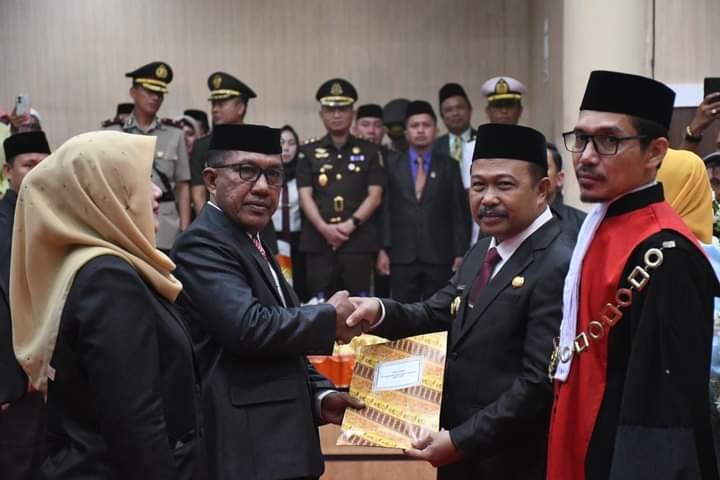 Sherman Moridu Hadiri pelantikan Anggota DPRD Boalemo Periode 2024 - 2029