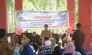 Peresmian pemanfaatan pasar rakyat di kecamatan Dulupi ole Dinas Kumperindag kabupaten Boalemo