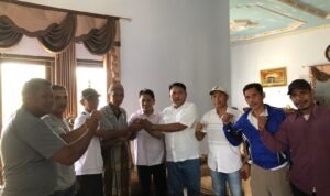 Dedy Hamzah - Riko Djaini bersama pengusaha Wonosari