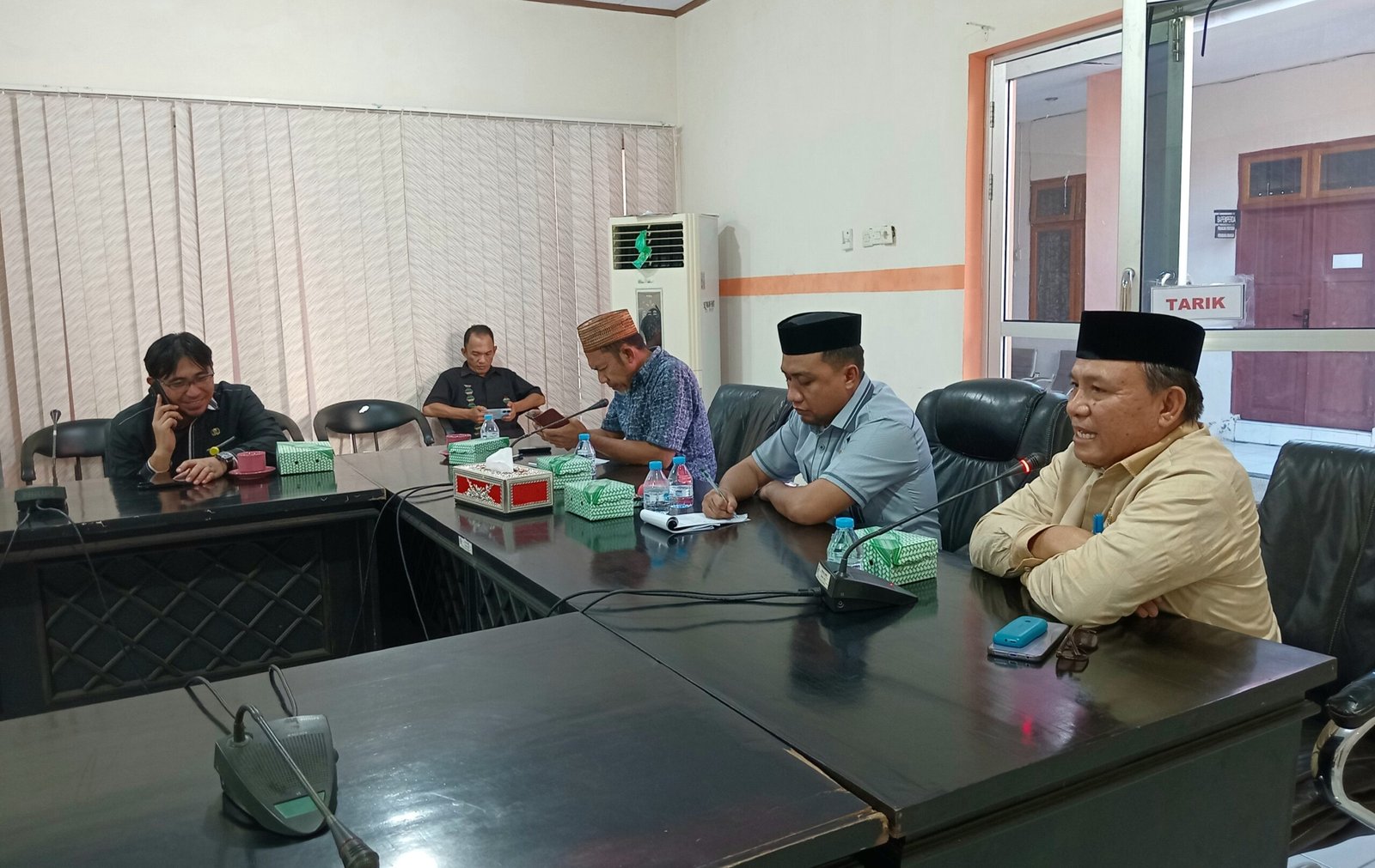 Komisi Satu DPRD Pohuwato Gelar Rapat Bersama Kepala - Kepala Puskesmas