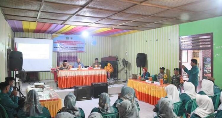 Desa Ayuhulalo Gelar Penyuluhan Hukum dan Perencanaan Pembangunan Desa