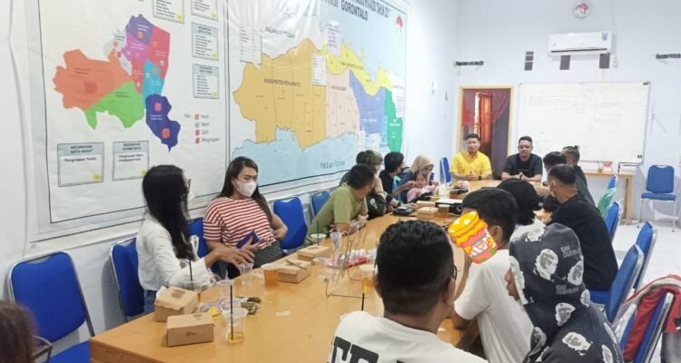 Membentuk Koperasi Bersama Penyintas HIV/AIDS Gorontalo