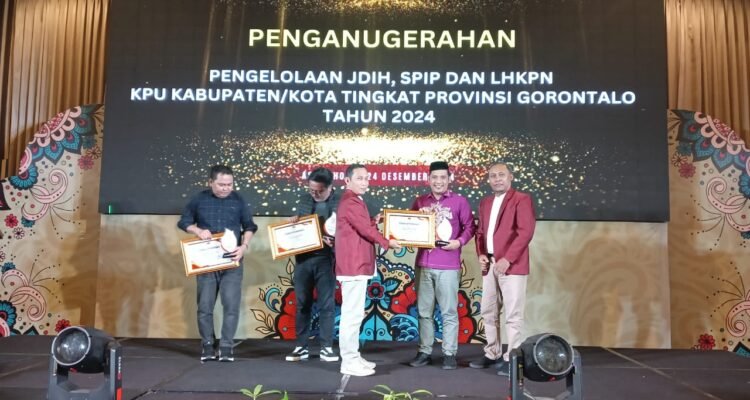 KPU Boalemo Terima Penghargaan, peringkat pertama pengelolaan JDIH