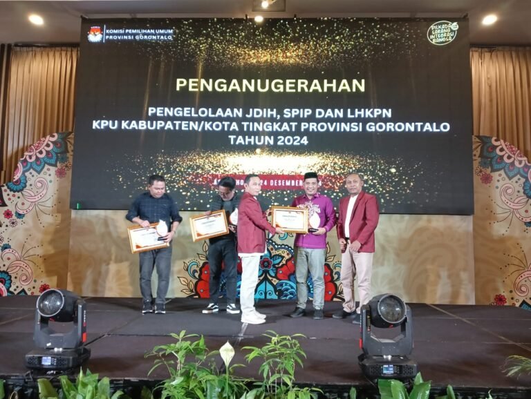 KPU Boalemo Terima Penghargaan, peringkat pertama pengelolaan JDIH