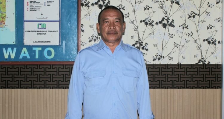 Plt Direktur PERUMDAM Tirta Moolango Kaharudin Rahim